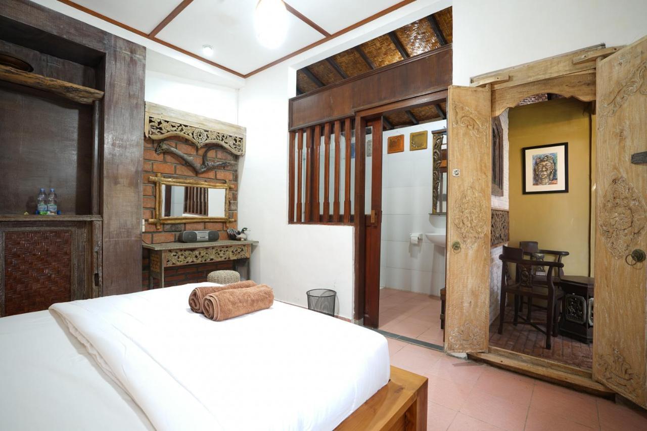 Katang - Katang Guest House Denpasar  Exterior photo