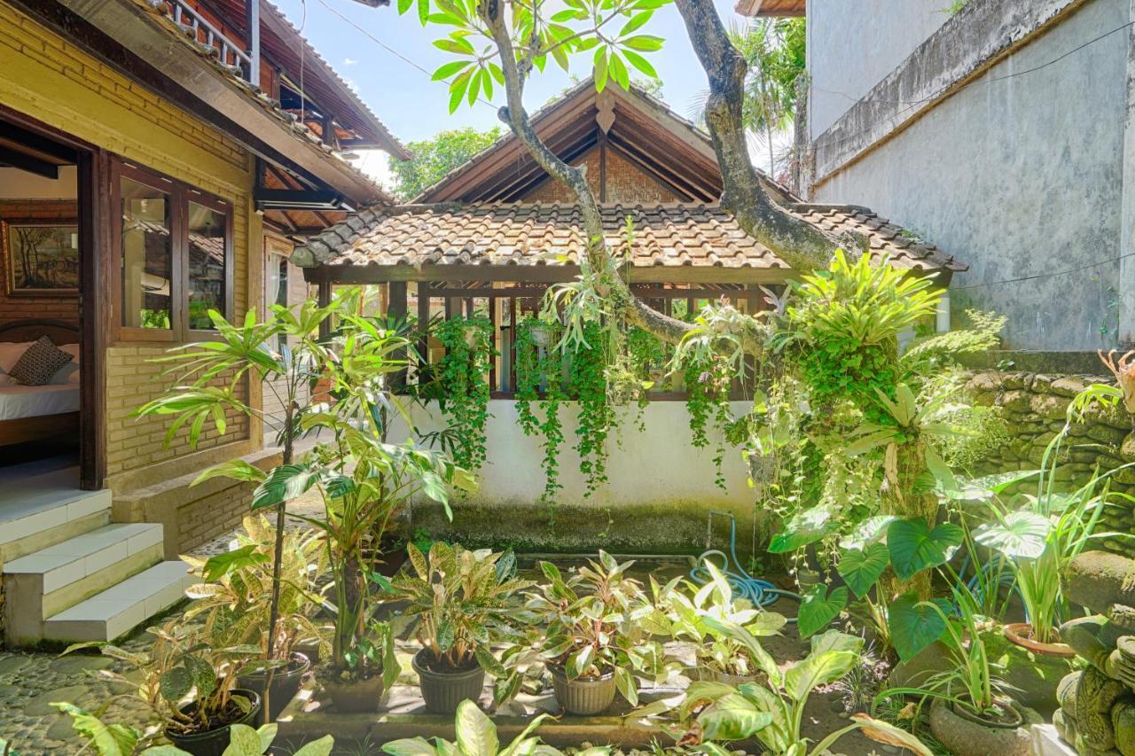 Katang - Katang Guest House Denpasar  Exterior photo