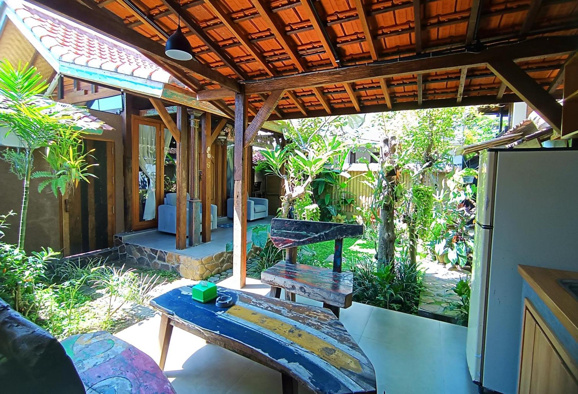 Katang - Katang Guest House Denpasar  Exterior photo