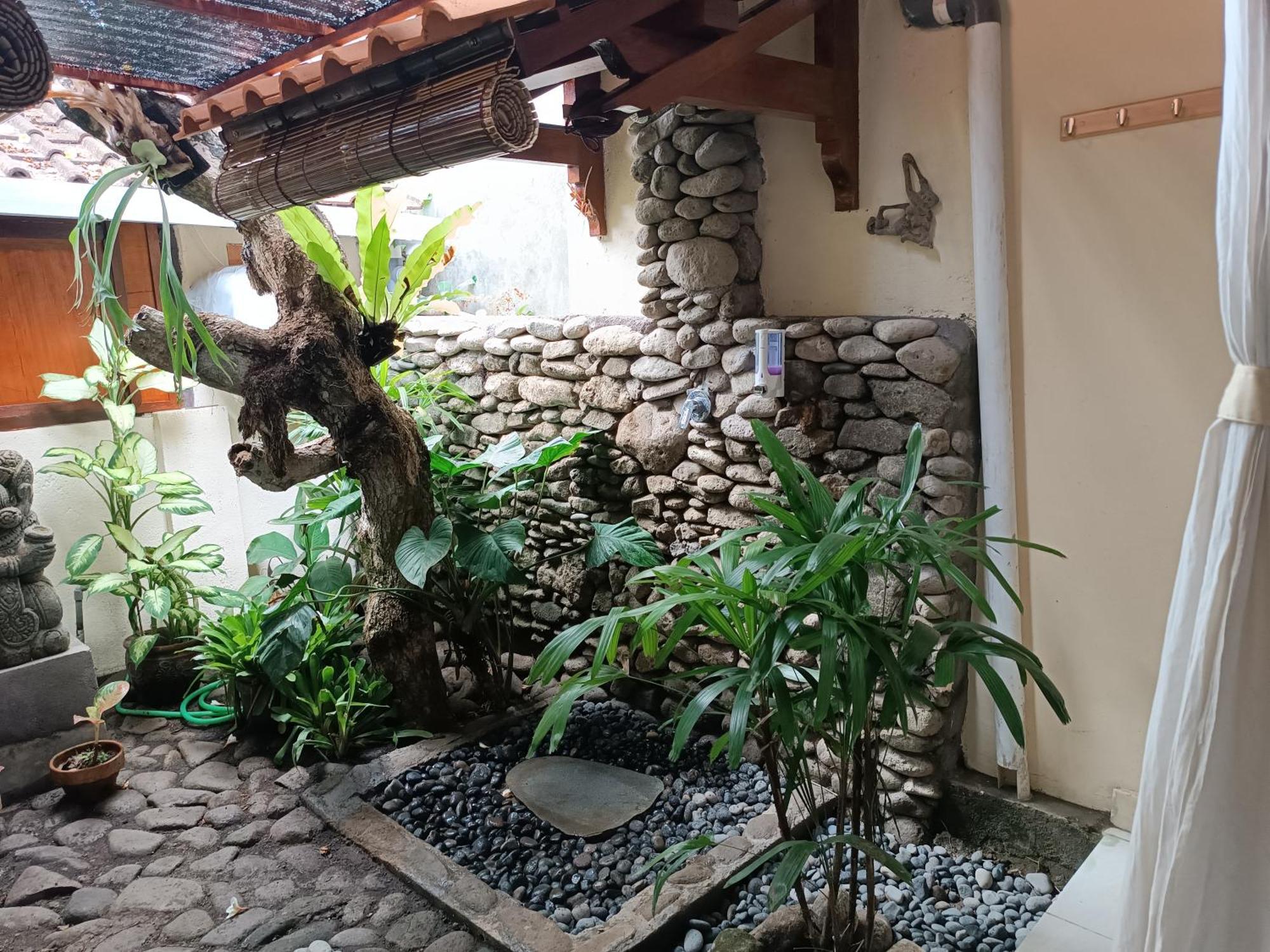 Katang - Katang Guest House Denpasar  Exterior photo